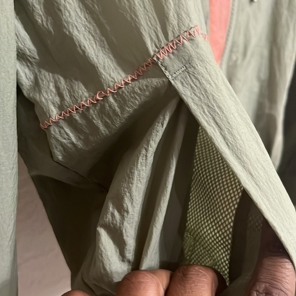 Flirtitude Windbreaker jacket olive green and pink jacket size Large - Picture 15 of 15